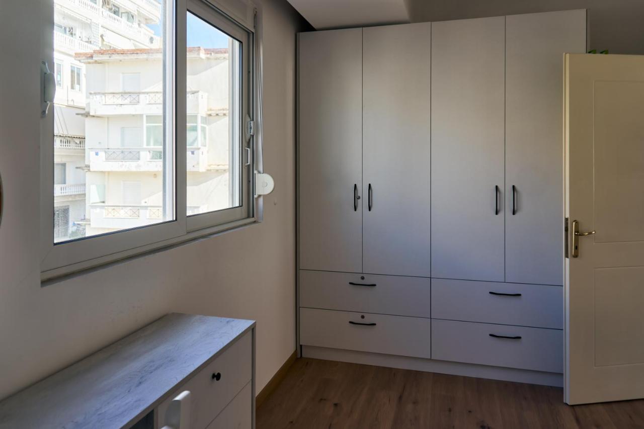 Central Beach Apartment Sarandë Buitenkant foto