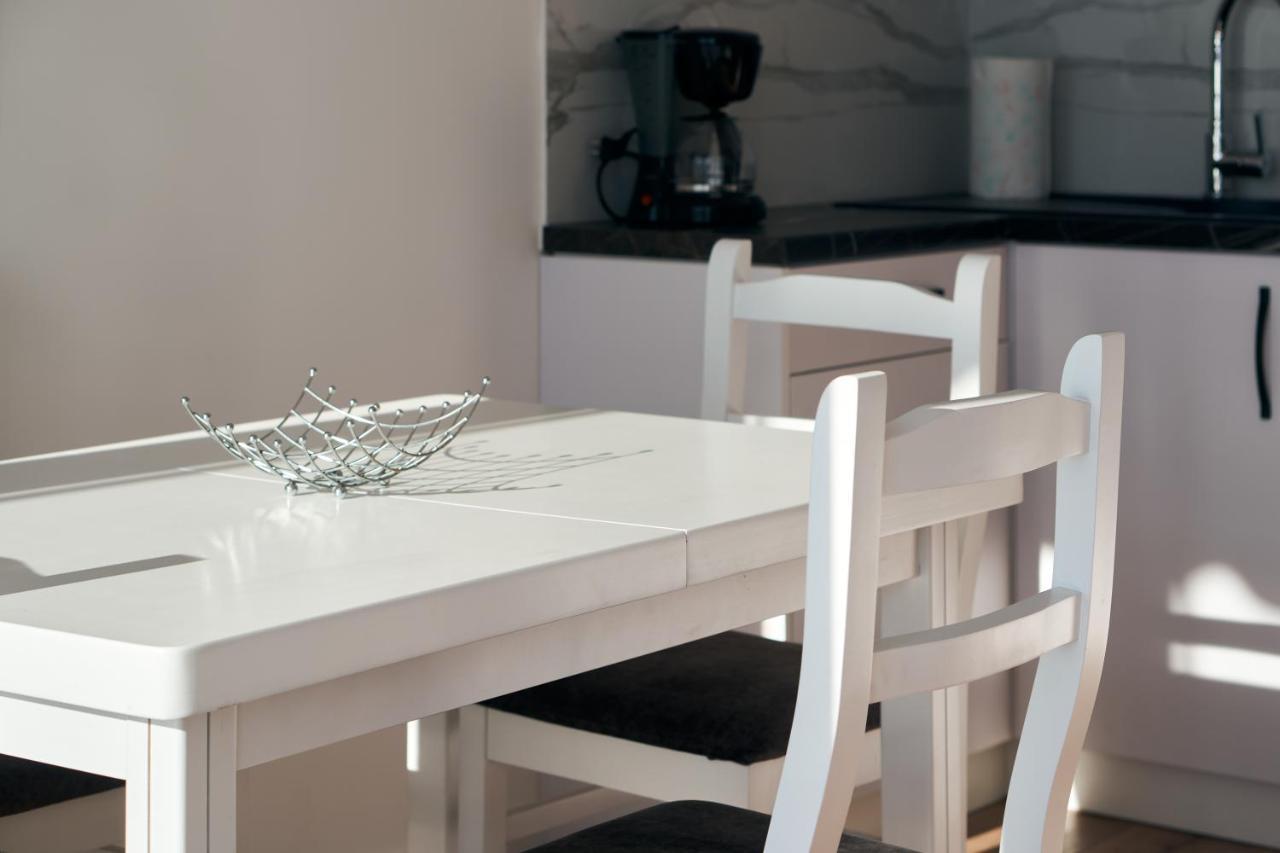 Central Beach Apartment Sarandë Buitenkant foto