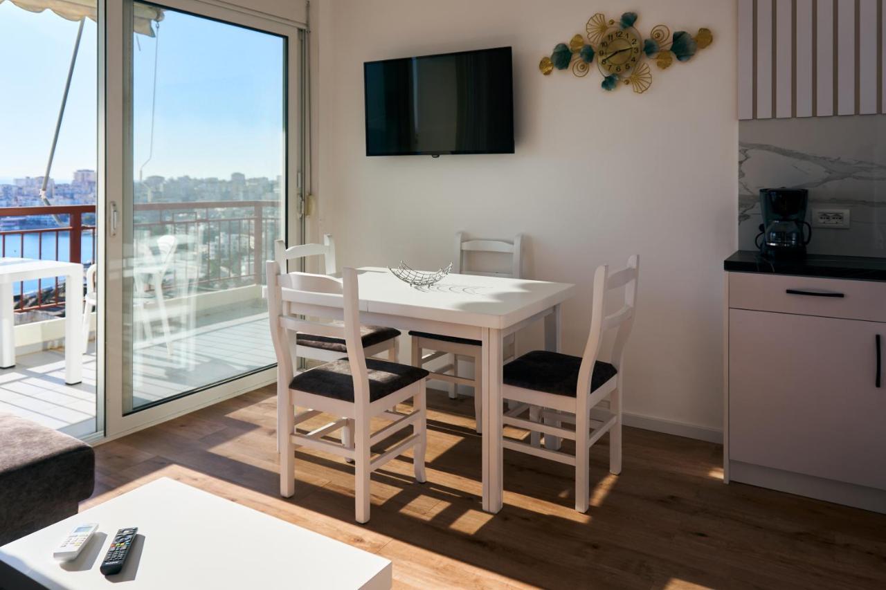 Central Beach Apartment Sarandë Buitenkant foto